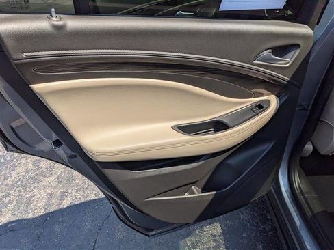 Used 2020 Buick Envision Preferred image 13