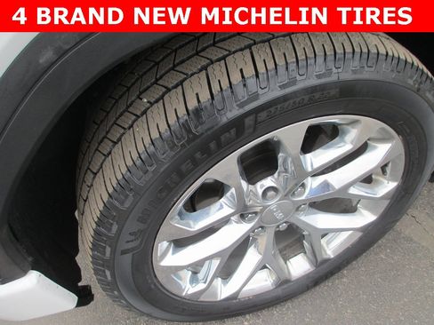 Used 2020 GMC Sierra 1500 Denali w/ Denali Ultimate Package image 3