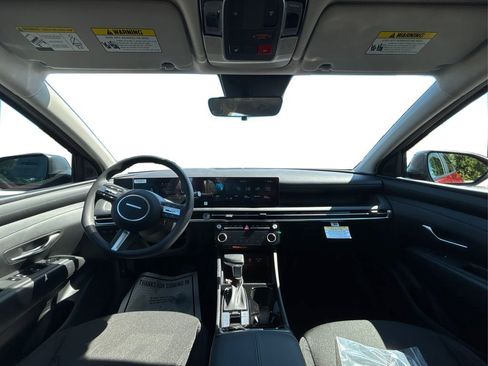 New 2026 Hyundai Tucson SEL image 18