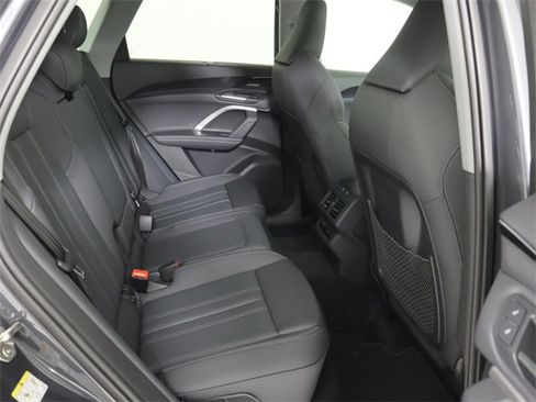 New 2025 Audi Q5 Premium Plus image 14