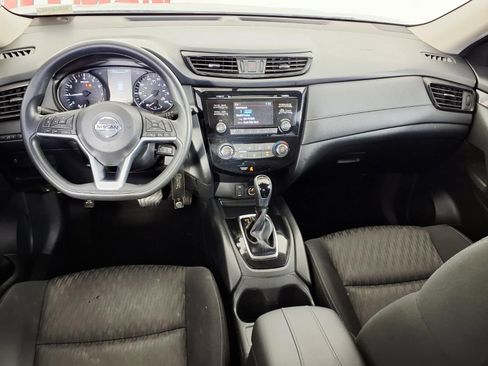 Used 2017 Nissan Rogue S FWD image 10