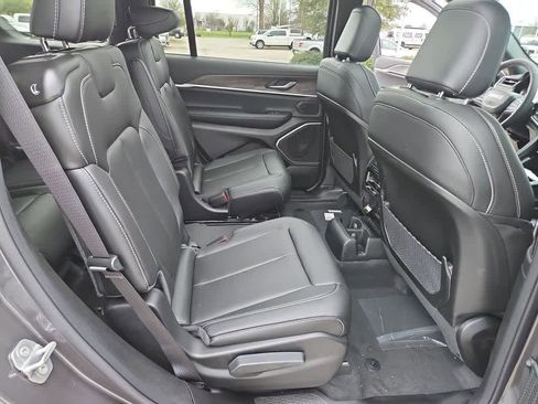 New 2026 Jeep Grand Cherokee L Limited AWD/4WD image 22