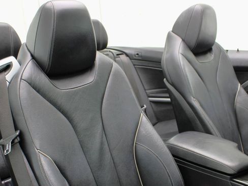 Used 2018 BMW 430i xDrive Convertible AWD/4WD image 48