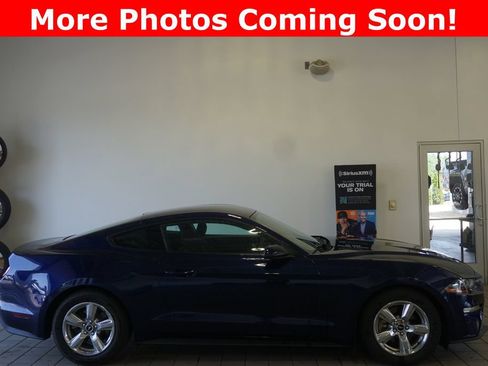 Used 2018 Ford Mustang Coupe RWD image 2