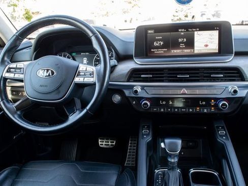 Used 2021 Kia Telluride SX w/ SX Prestige Package image 30