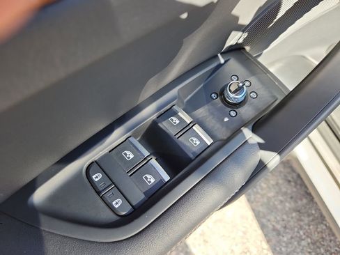 Used 2023 Audi Q5 2.0T Premium Plus image 8