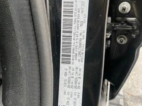 Used 2019 RAM 1500 Laramie image 16