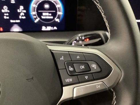 Certified 2025 Volkswagen Tiguan S image 20