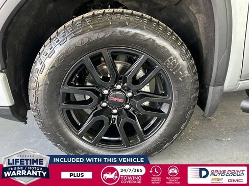 Used 2025 GMC Sierra 1500 Elevation AWD/4WD image 12