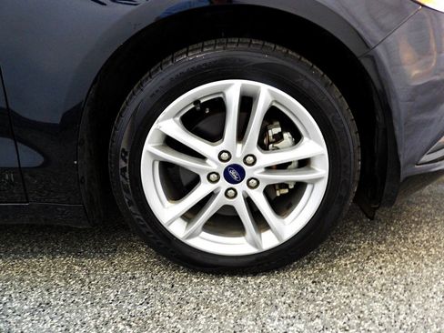 Used 2018 Ford Fusion S FWD image 25