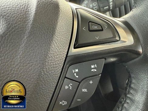 Used 2024 Ford Edge SEL image 11