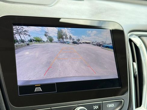 Used 2024 Chevrolet Malibu LT FWD image 26