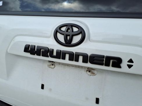 Certified 2022 Toyota 4Runner SR5 image 9
