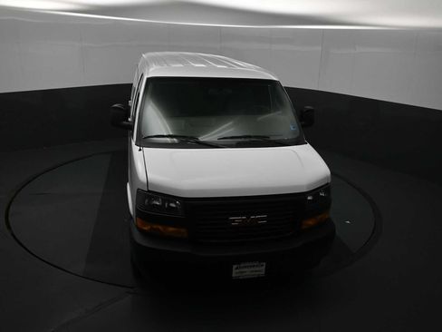 New 2026 GMC Savana 3500 w/ Driver Convenience Package RWD image 11
