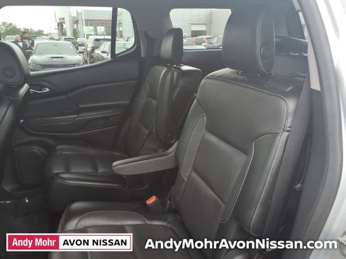 Used 2017 GMC Acadia SLT FWD image 32