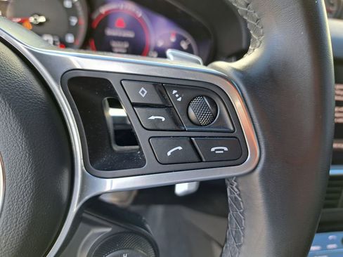 Used 2023 Porsche Cayenne Coupe image 21