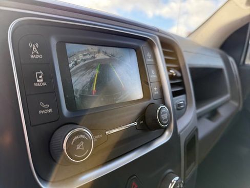 Used 2015 RAM 2500 Tradesman w/ Chrome Appearance Group image 18