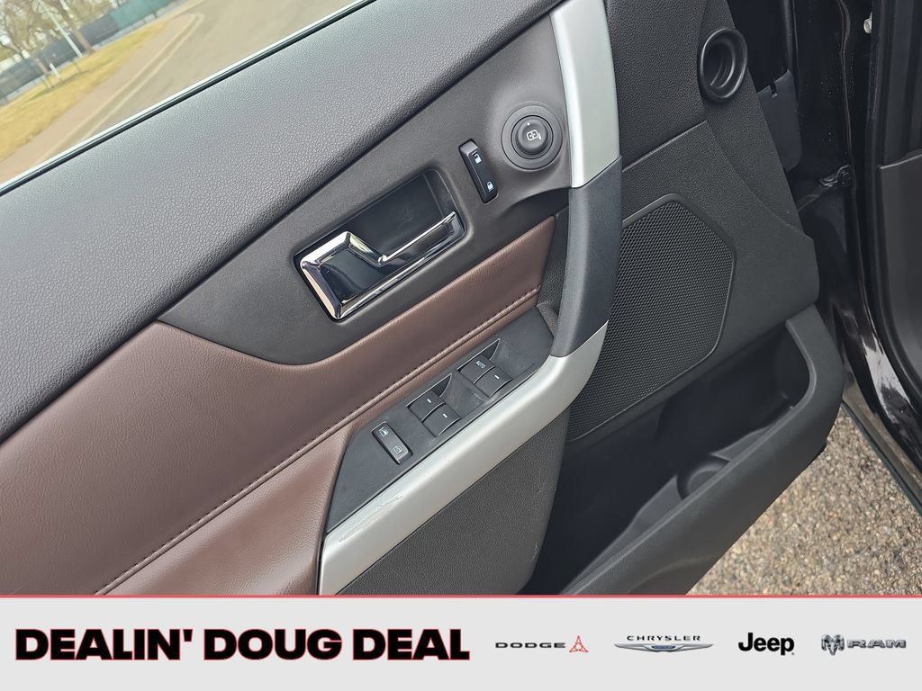 Used 2013 Ford Edge Limited AWD/4WD image 12