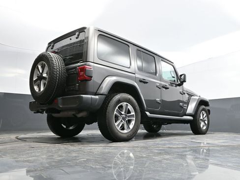 Used 2020 Jeep Wrangler Unlimited Sahara image 39