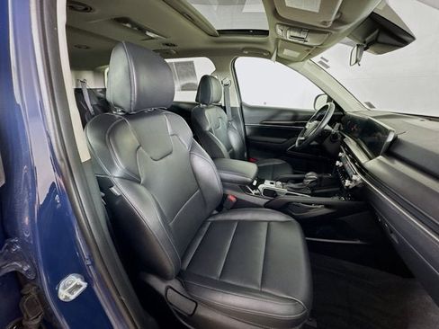 Certified 2024 Kia Telluride S w/ S Sunroof Package AWD/4WD image 30