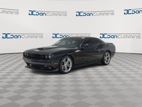 Used 2021 Dodge Challenger R/T RWD image 4