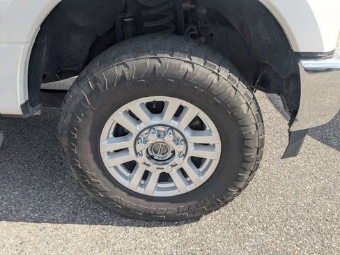Used 2017 Ford F350 XLT w/ XLT Value Package AWD/4WD image 11