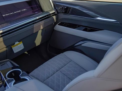 New 2026 Cadillac Escalade IQL Sport 1 AWD/4WD image 20