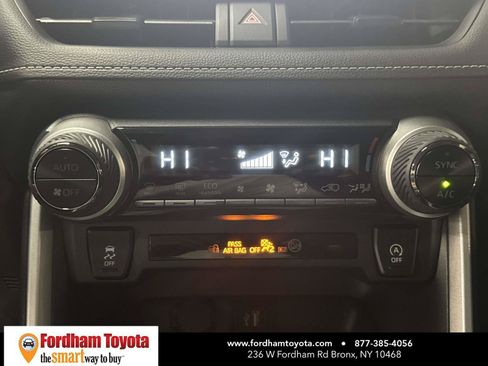Certified 2025 Toyota RAV4 XLE AWD/4WD image 28