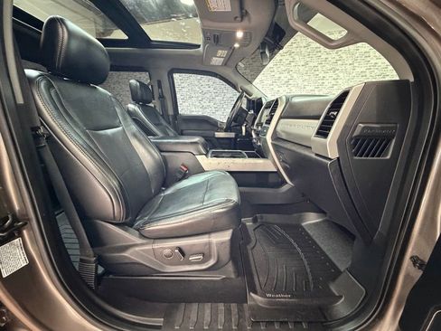 Used 2019 Ford F250 Lariat w/ Lariat Value Package image 10