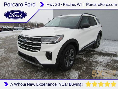 Used 2025 Ford Explorer Active w/ Active Comfort Package image 1