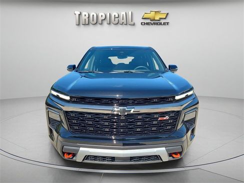 New 2026 Chevrolet Traverse Z71 w/ Enhanced Driving Package image 8