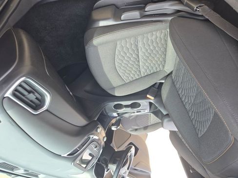 Used 2019 Chevrolet Equinox LT FWD image 21