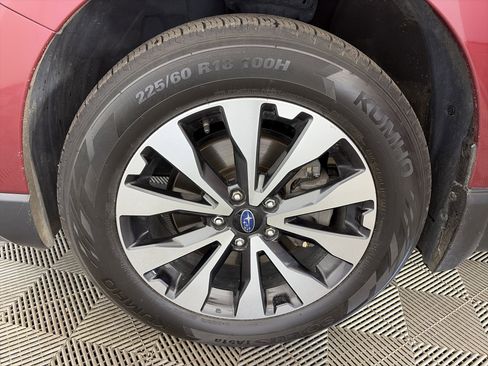 Used 2017 Subaru Outback 2.5i Limited image 13