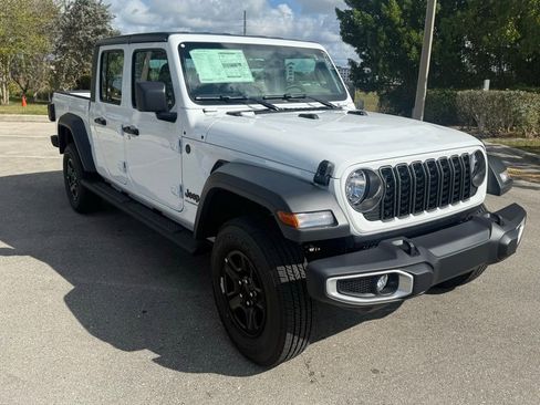 New 2026 Jeep Gladiator Sport image 2