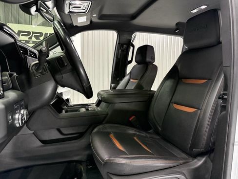 Used 2024 GMC Sierra 2500 AT4 w/ AT4 Preferred Package AWD/4WD image 19