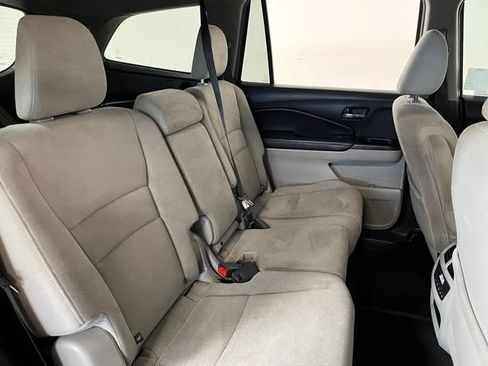 Used 2021 Honda Pilot EX image 14