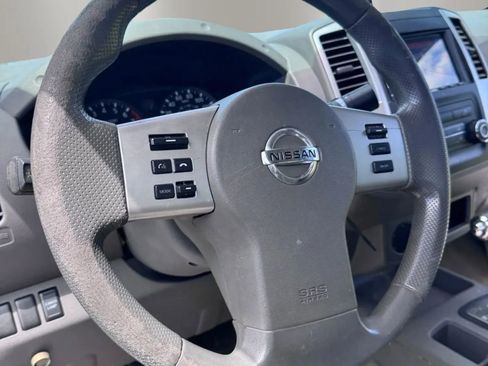 Used 2014 Nissan Frontier S RWD image 17