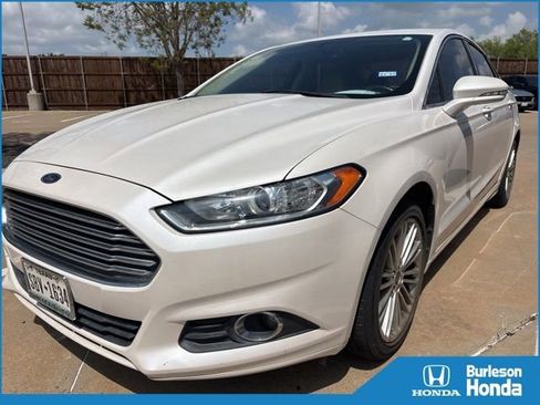 Used 2014 Ford Fusion SE w/ Equipment Group 202A image 1
