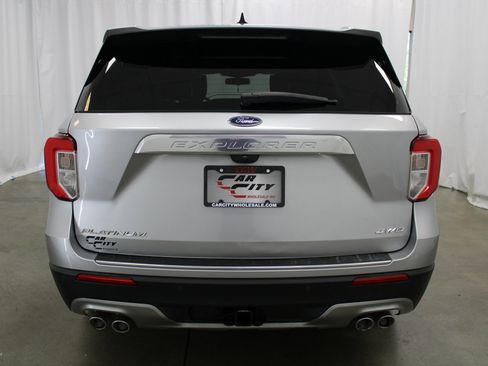 Used 2021 Ford Explorer Platinum w/ Equipment Group 601A image 7