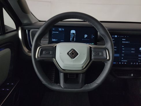 Used 2024 Rivian R1S Adventure AWD/4WD image 28