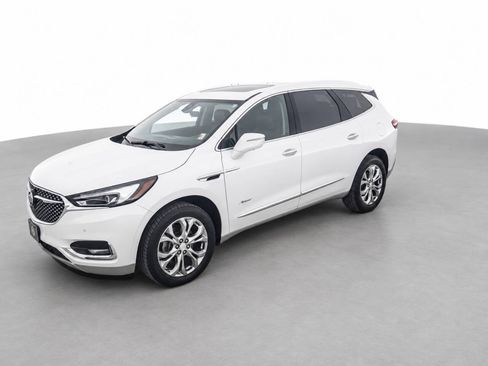 Used 2019 Buick Enclave Avenir w/ Avenir Technology Package AWD/4WD image 9