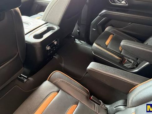 Certified 2024 GMC Yukon XL AT4 w/ AT4 Premium Plus Package AWD/4WD image 14
