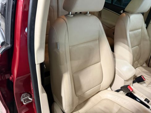 Used 2013 Volkswagen Tiguan SEL image 14