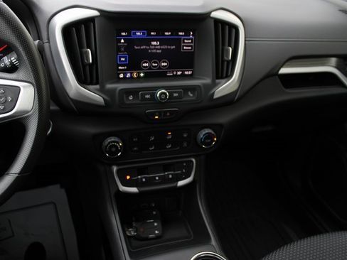 Used 2023 GMC Terrain SLE image 22