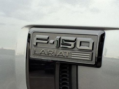 Used 2024 Ford F150 Lariat AWD/4WD image 9