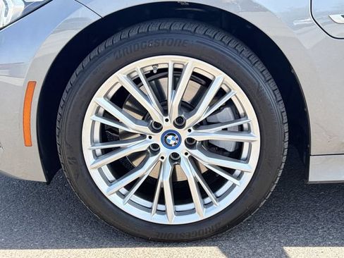 Used 2023 BMW 330e xDrive w/ Premium Package AWD/4WD image 10