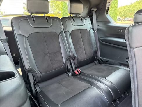 Used 2023 Jeep Grand Cherokee L Laredo AWD/4WD image 28