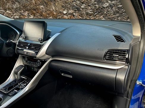 Used 2023 Mitsubishi Eclipse Cross SE image 15