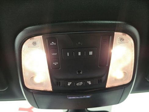 Used 2025 Dodge Durango R/T image 23