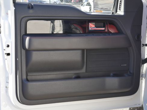 Used 2013 Ford F150 Limited image 36